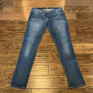 7 For All Mankind Roxanne Mid Rise Size 31
